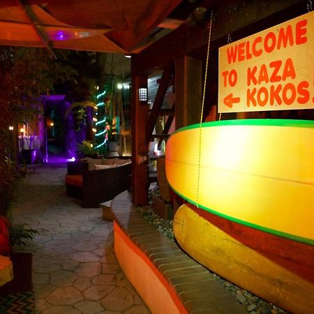 Hotel Kaza Kokos à Oceanside Extérieur photo