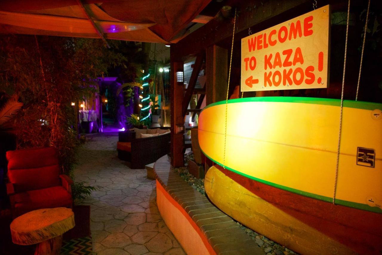 Hotel Kaza Kokos à Oceanside Extérieur photo